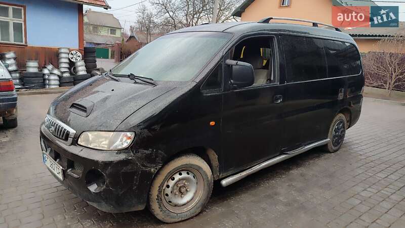 Hyundai H 200 (2004)