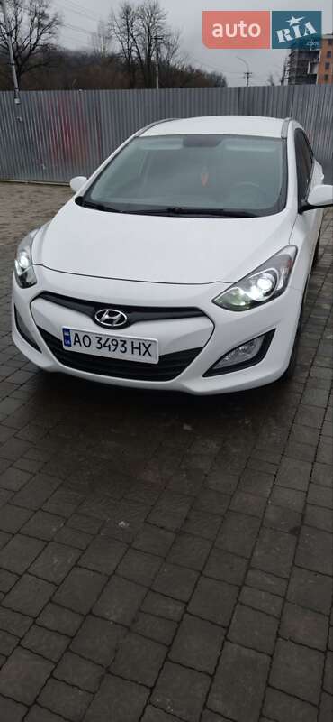 Hyundai I30 wagon (2012)