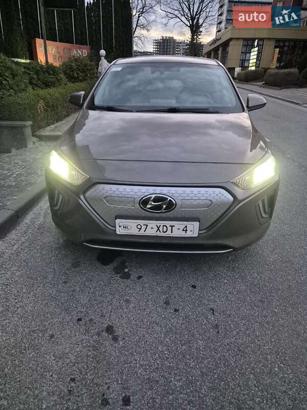 Hyundai Ioniq (2019)