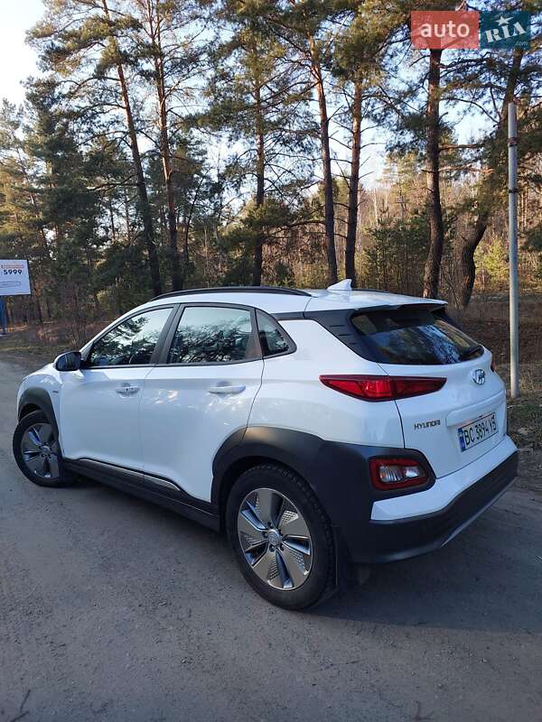 Hyundai Kona (2020)