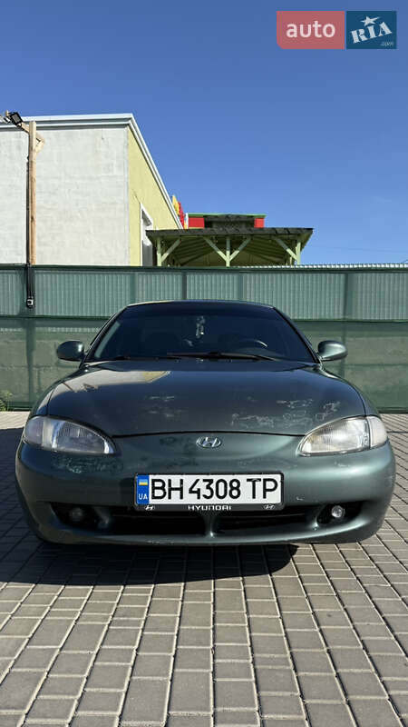 Hyundai Lantra (1996)