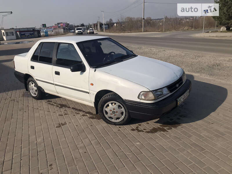 Hyundai Pony (1993)