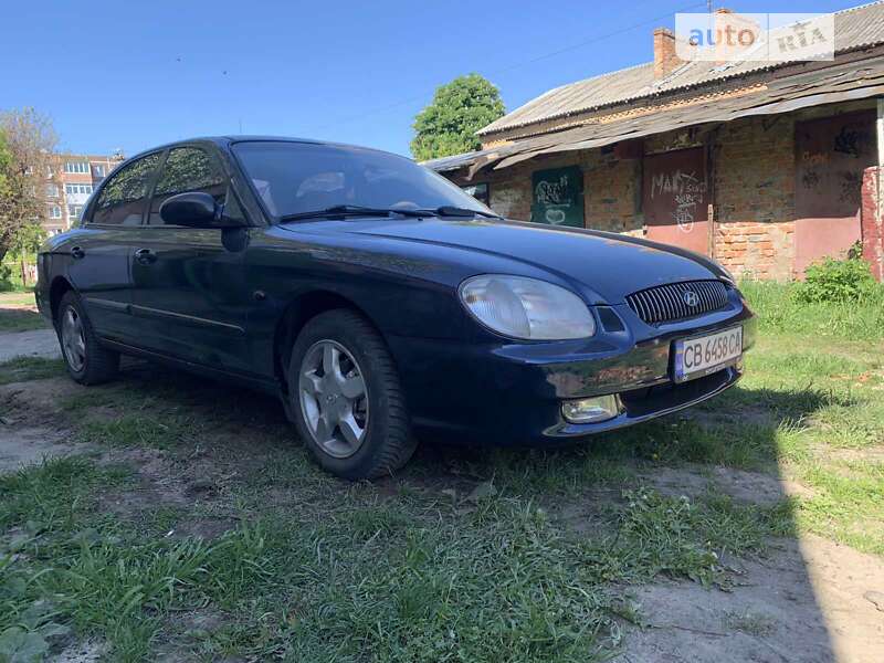 Hyundai Sonata (1999)
