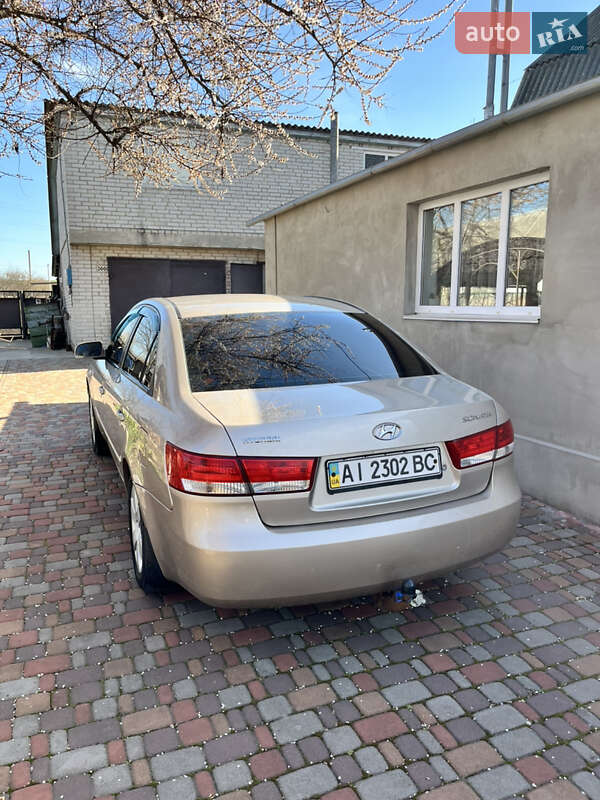 Hyundai Sonata (2007)