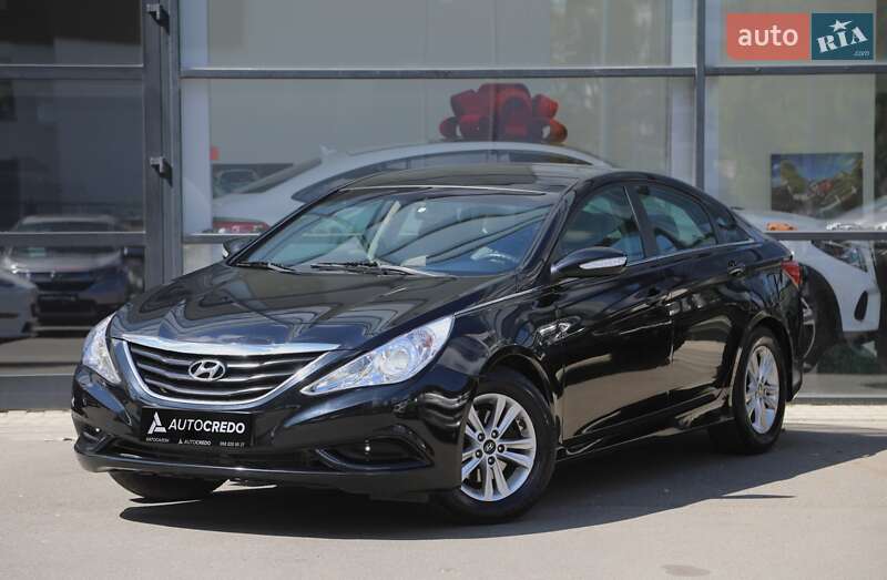 Hyundai Sonata (2014)