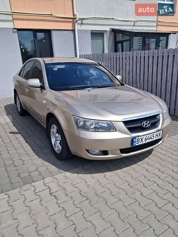 Hyundai Sonata (2007)