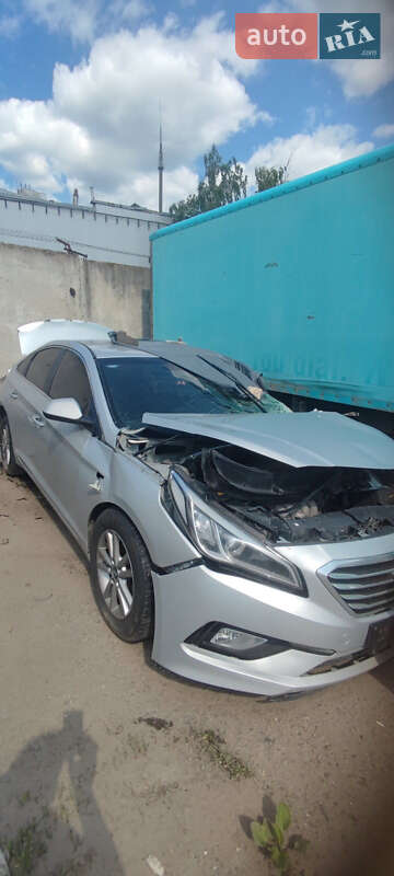 Hyundai Sonata (2016)