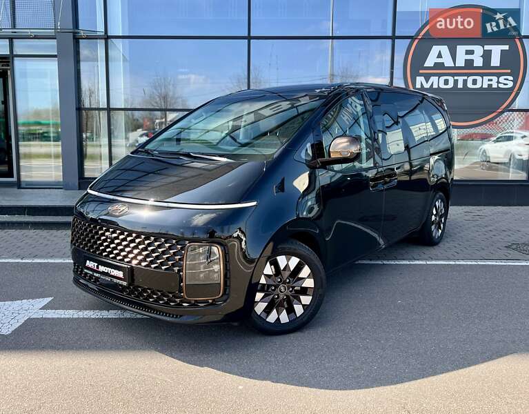 Hyundai Staria (2022)