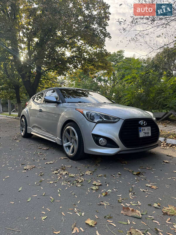 Hyundai Veloster (2013)