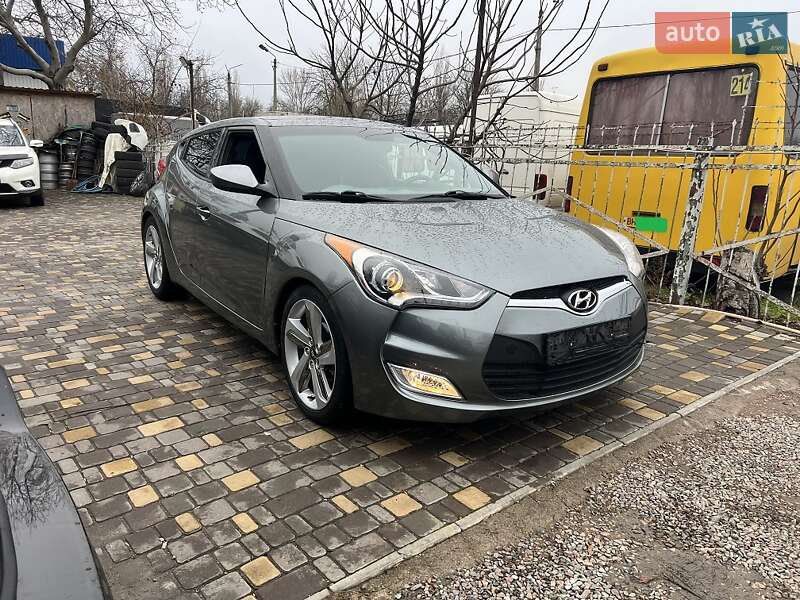 Hyundai Veloster (2012)