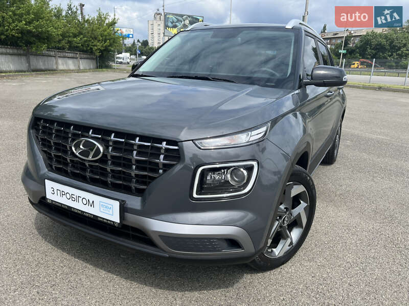 Hyundai Venue (2024)