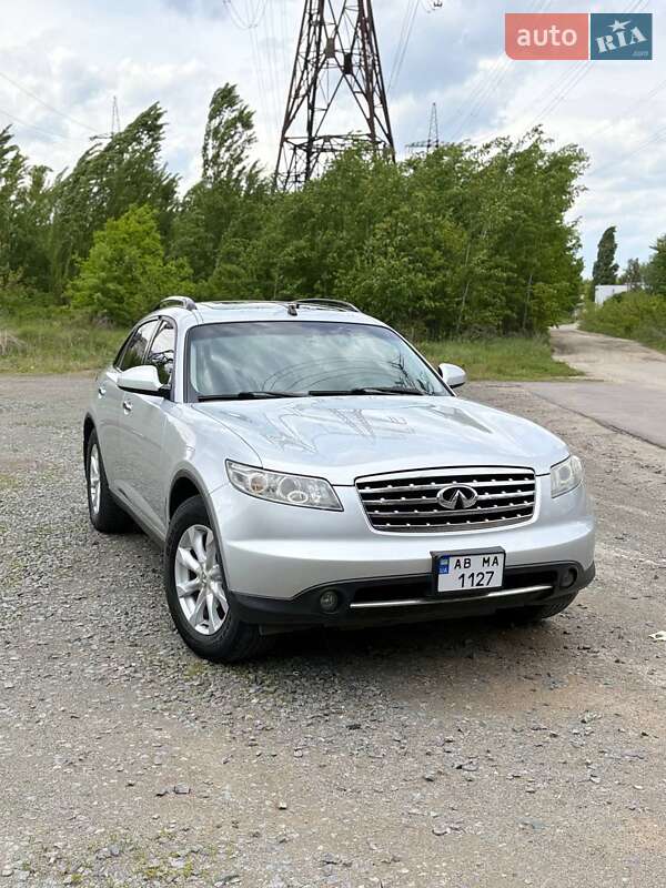 Infiniti Fx 35 (2006)