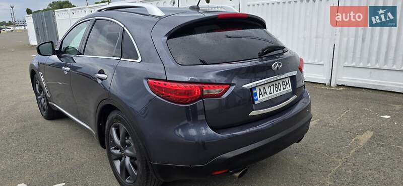 Infiniti Fx 35 (2010)