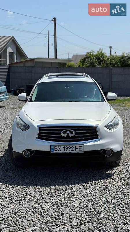 Infiniti Fx 35 (2011)