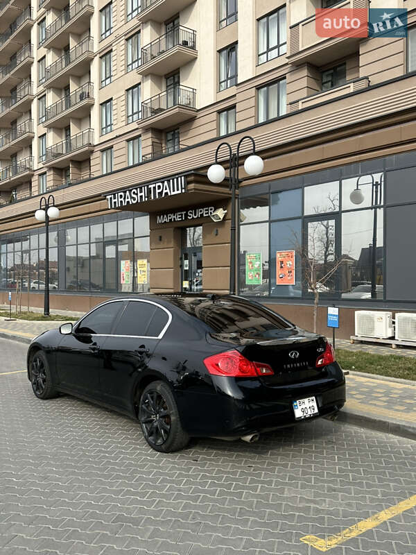 Infiniti G25 (2010)