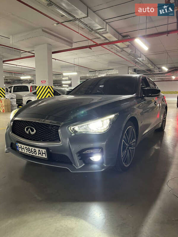 Infiniti Q50 (2014)