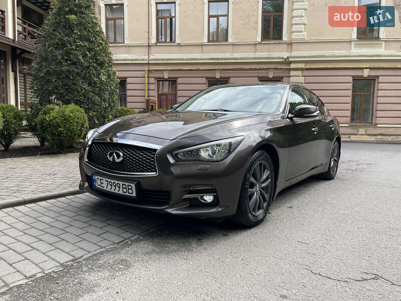 Infiniti Q50 (2014)