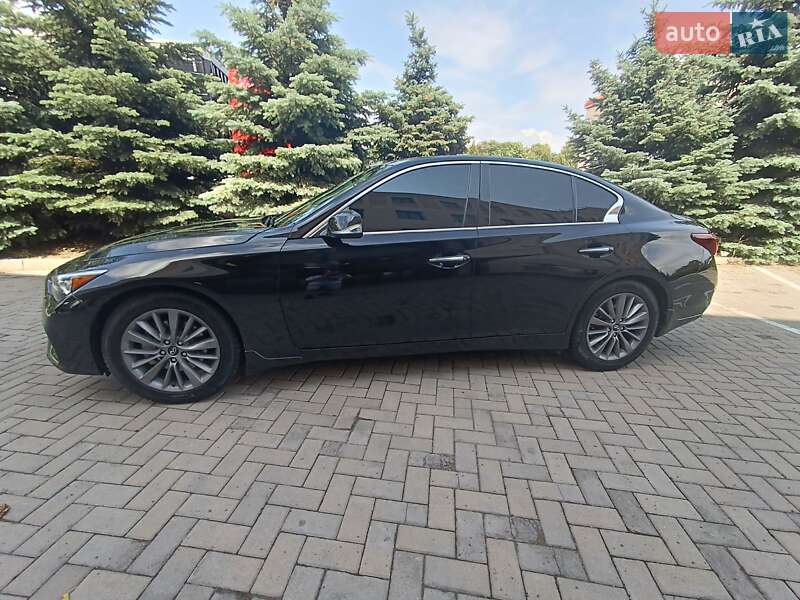 Infiniti Q50 (2017)