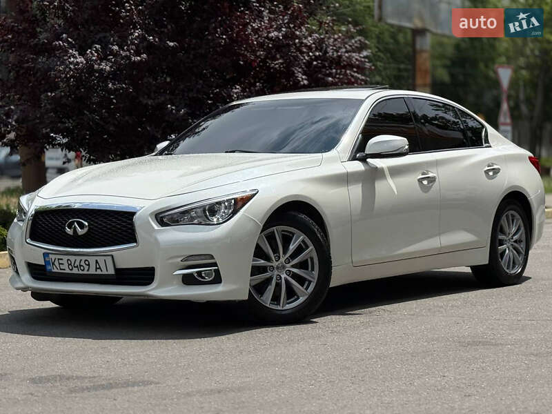 Infiniti Q50 (2016)
