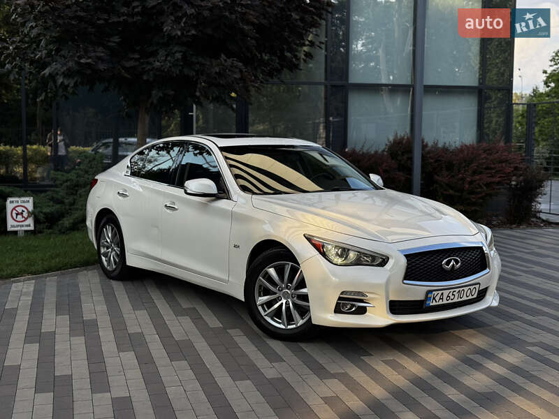 Infiniti Q50 (2016)