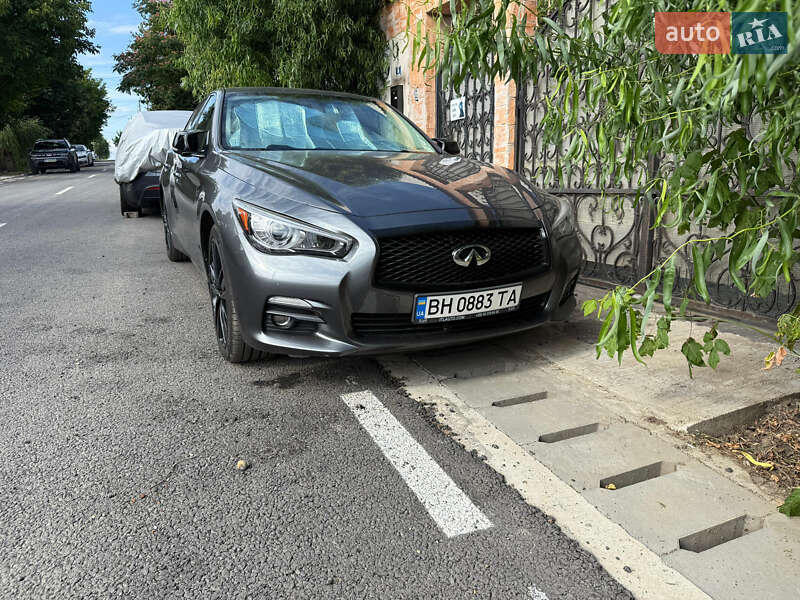 Infiniti Q50 (2013)
