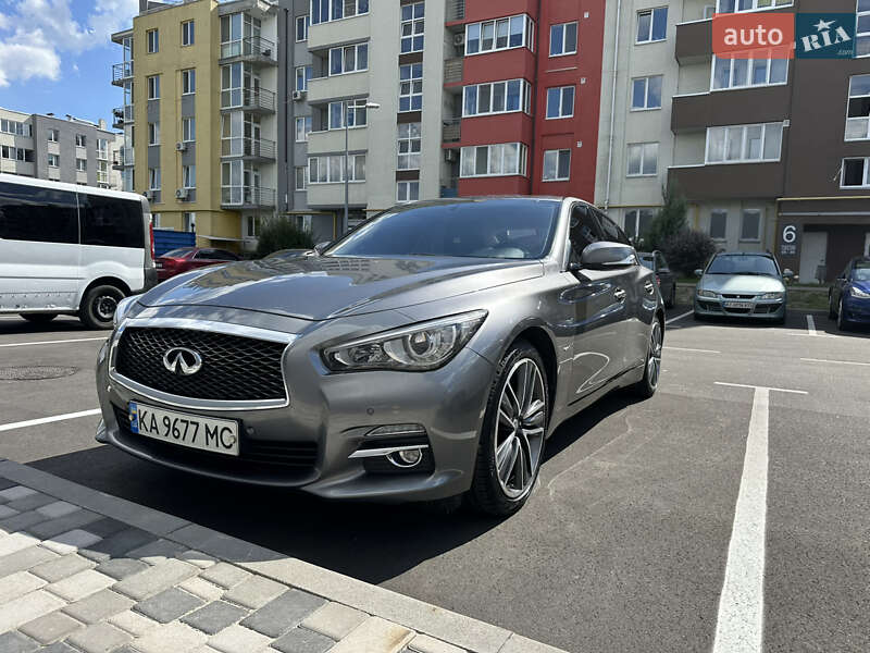 Infiniti Q50 (2014)