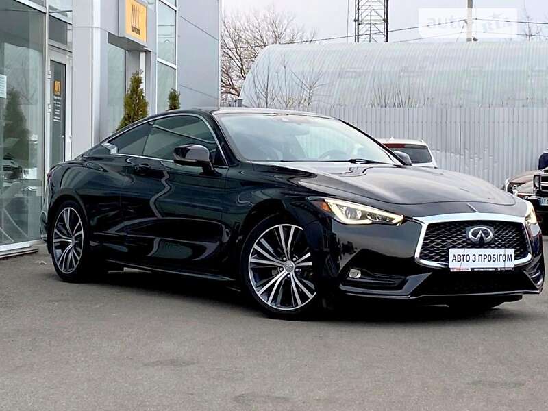 Infiniti Q60 (2016)