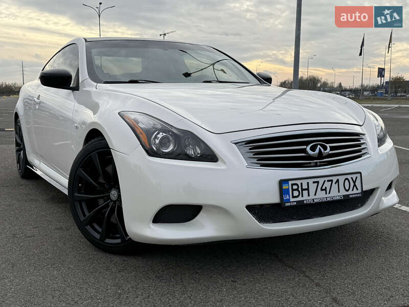 Infiniti Q60 (2013)