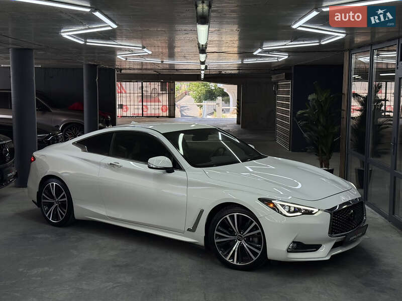 Infiniti Q60 (2021)