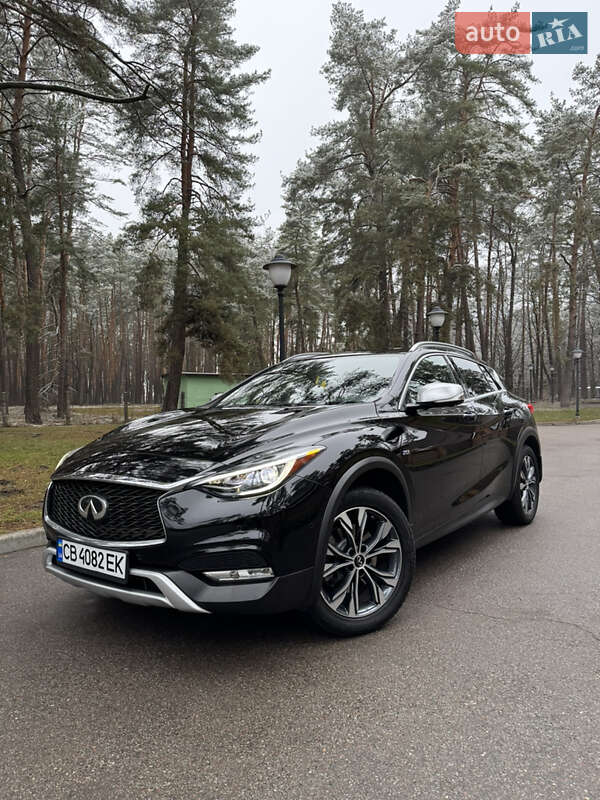 Infiniti Qx30 (2018)