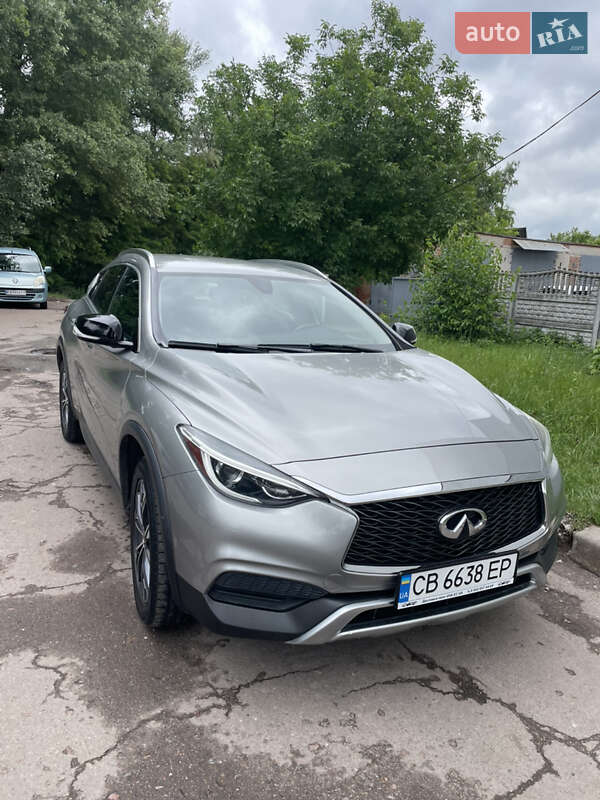 Infiniti Qx30 (2017)