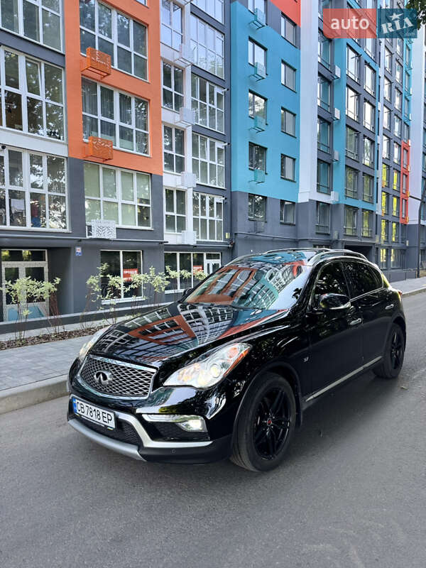 Infiniti Qx50 (2017)