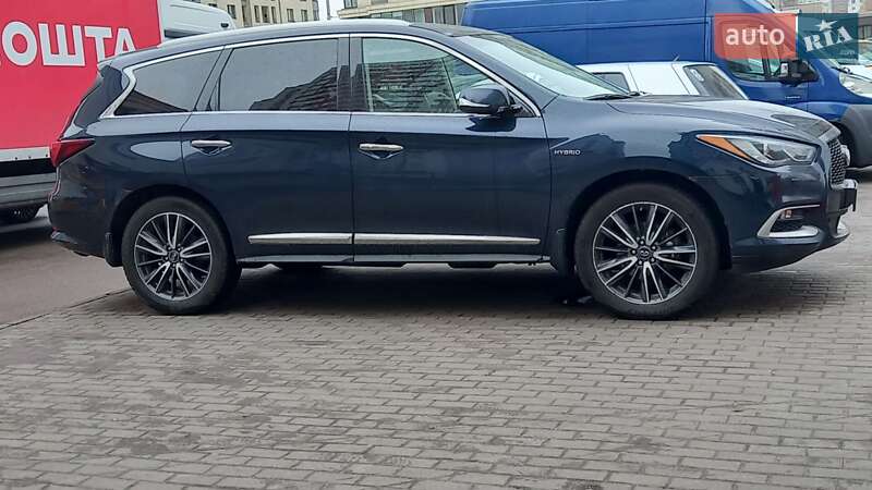Infiniti Qx60 (2017)