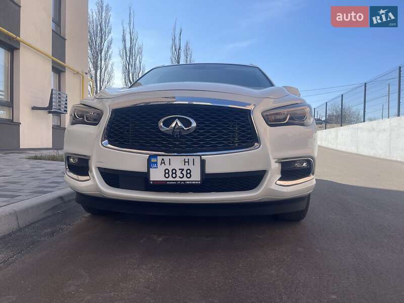Infiniti Qx60 (2017)