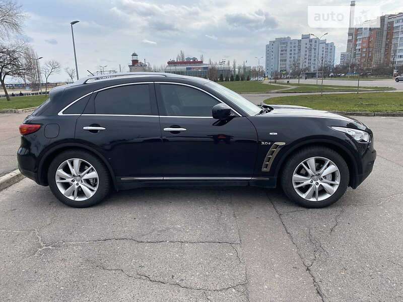 Infiniti Qx70 (2015)