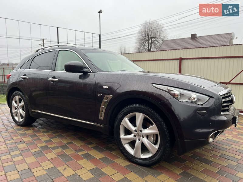 Infiniti Qx70 (2013)