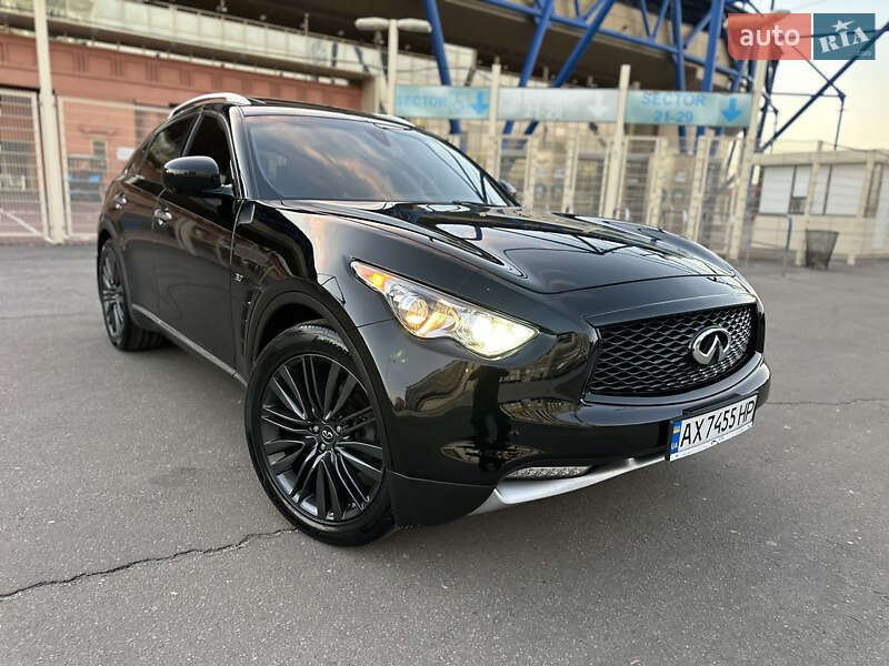 Infiniti Qx70 (2016)