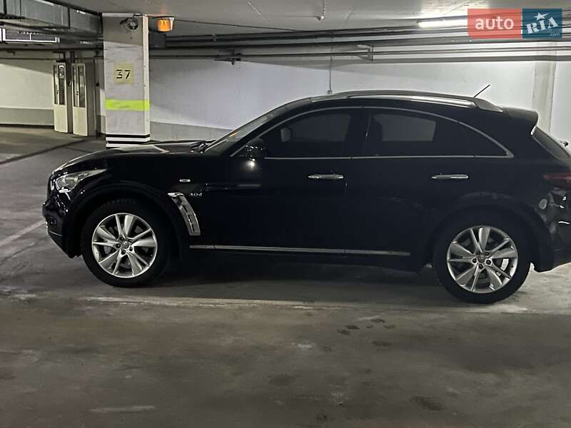 Infiniti Qx70 (2015)