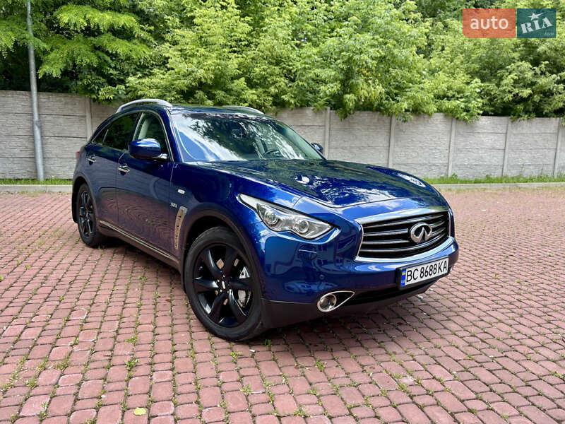 Infiniti Qx70 (2016)