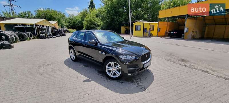Jaguar F-pace (2017)