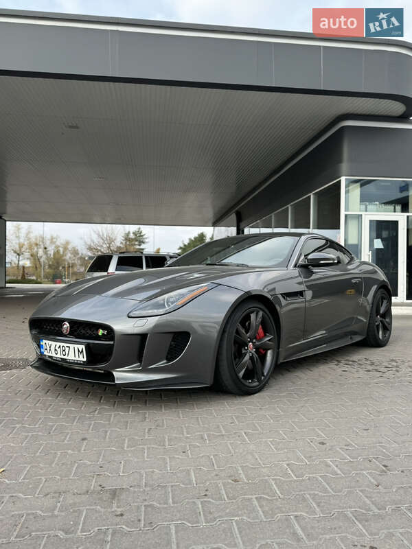 Jaguar F-type (2015)