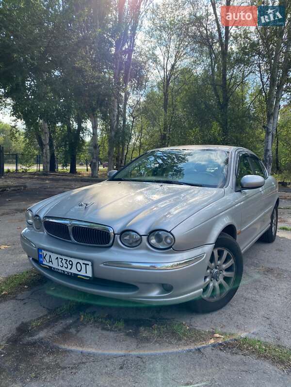 Jaguar X-type (2003)