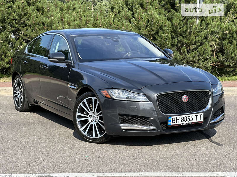 Jaguar Xf (2019)