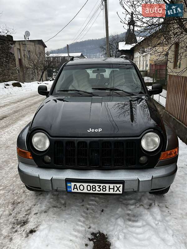 Jeep Cherokee (2006)