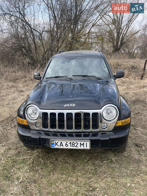 Jeep Cherokee (2006)