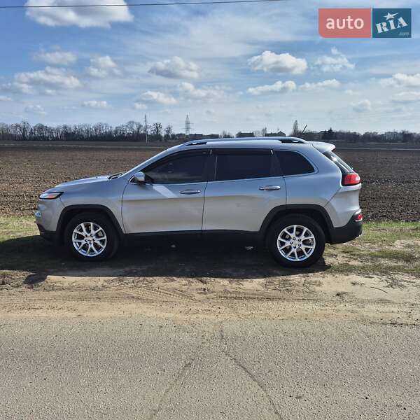 Jeep Cherokee (2013)