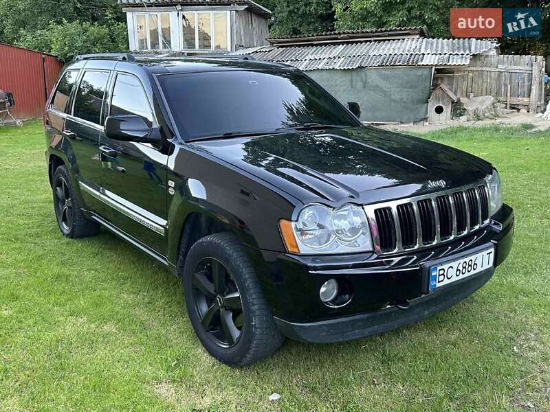 Jeep Cherokee (2005)