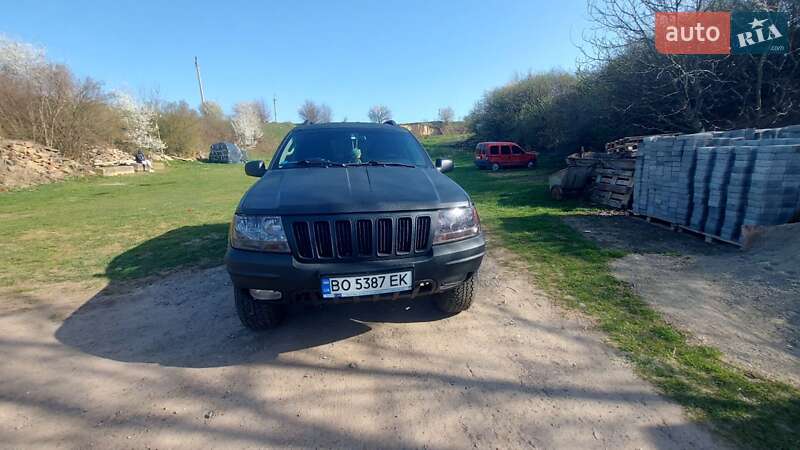 Jeep Cherokee (2002)