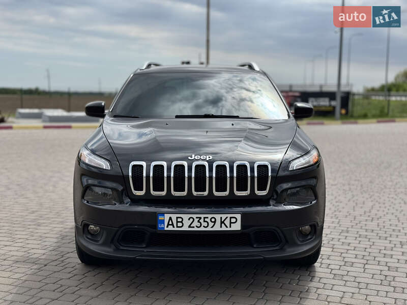 Jeep Cherokee (2015)