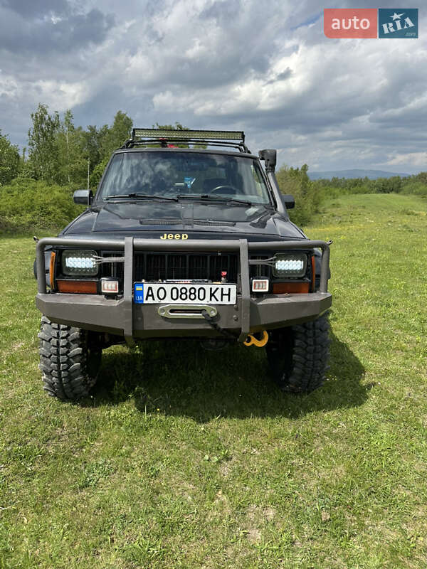 Jeep Cherokee (1996)